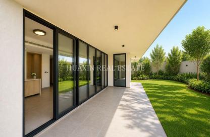 Villa - 4 Bedrooms - 5 Bathrooms for rent in Jumeirah 1 Villas - Jumeirah 1 - Jumeirah - Dubai