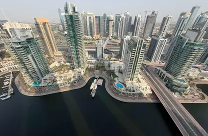 Apartment - 3 Bedrooms - 4 Bathrooms for rent in No.9 - Dubai Marina - Dubai