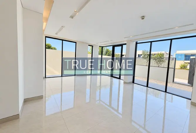 151914358 - Property Image 2