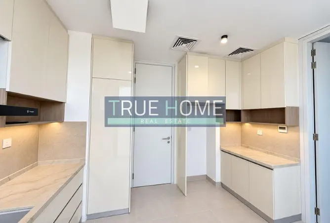 151914358 - Property Image 3