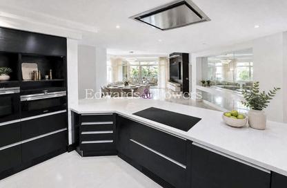 Apartment - 3 Bedrooms - 4 Bathrooms for rent in Al Tamr - Shoreline Apartments - Palm Jumeirah - Dubai