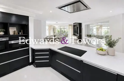 Apartment - 3 Bedrooms - 4 Bathrooms for rent in Al Tamr - Shoreline Apartments - Palm Jumeirah - Dubai