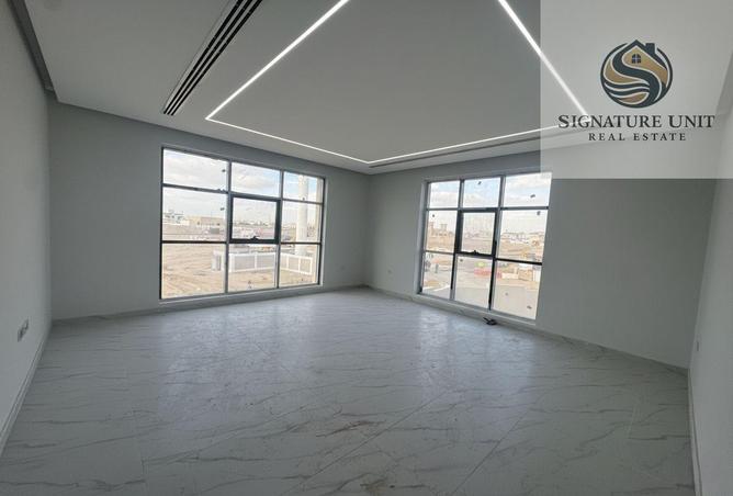 72318118 - Property Image 3