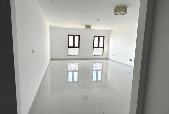 91373198 - Property Image 3