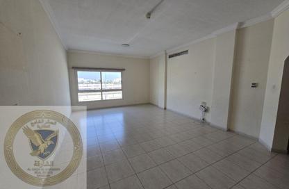 Apartment - 2 Bedrooms - 3 Bathrooms for rent in Al Qulaya'ah - Al Sharq - Sharjah Apartment - 2 Bedrooms - 3 Bathrooms for rent in Al Qulaya'ah - Al Sharq - Sharjah