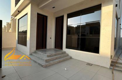 Villa - 5 Bedrooms - 6 Bathrooms for sale in Al Yasmeen 1 - Al Yasmeen - Ajman