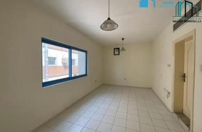 Office Space - Studio - 2 for rent in Bin Suloom 2 - Al Baraha - Deira - Dubai