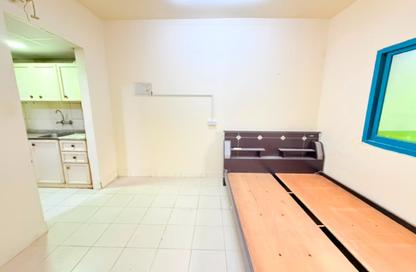 Apartment - Studio for rent in Al Nada Tower - Al Nahda - Sharjah