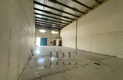 مستودع - استوديو - 1 حمام للايجار في المنطقة الصناعية رقم 10 - المنطقة الصناعية بالشارقة - الشارقة