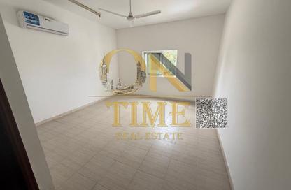 Apartment - Studio - 1 Bathroom for rent in Al Mowaihat 3 - Al Mowaihat - Ajman Apartment - Studio - 1 Bathroom for rent in Al Mowaihat 3 - Al Mowaihat - Ajman