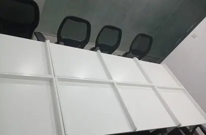 مكتب - غرفة نوم - 2 حمامات للايجار في مركز الفردان - المجاز 3 - المجاز - الشارقة