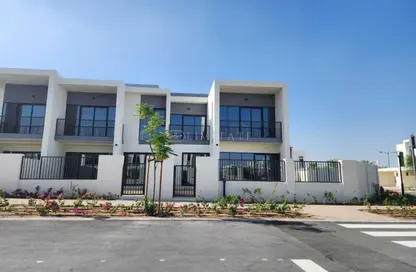 Villa - 4 Bedrooms - 5 Bathrooms for rent in Shams Townhouses - Town Square - Dubai