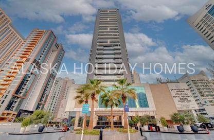 Apartment - 1 Bedroom - 2 Bathrooms for rent in Safeer Tower - Dubai Marina - Dubai