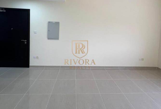 127474363 - Property Image 3