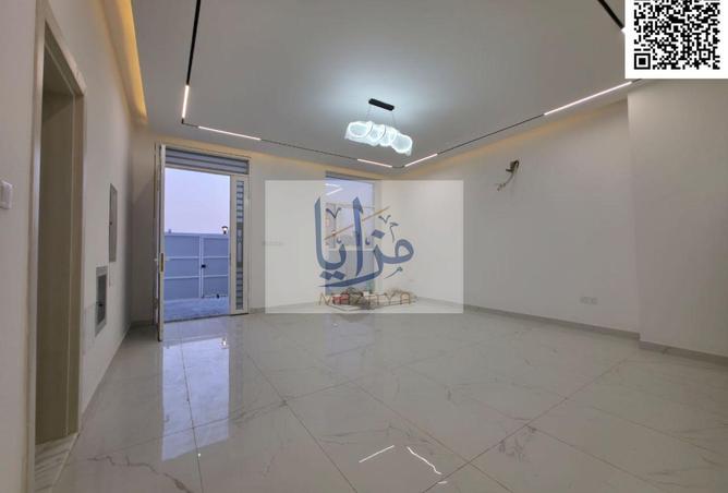 141900560 - Property Image 3