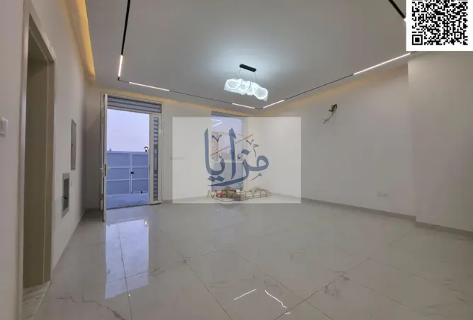 141900560 - Property Image 3