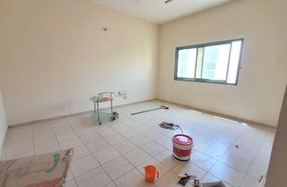 Apartment - 1 Bedroom - 1 Bathroom for rent in Al Butina 9 Building - Al Butina - Sharjah