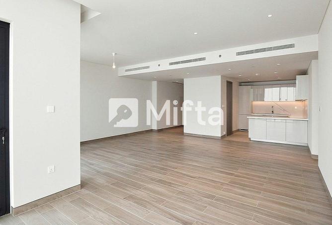 2.5% Commission | 3 BR | Exclusive Lagoon Views photo 3