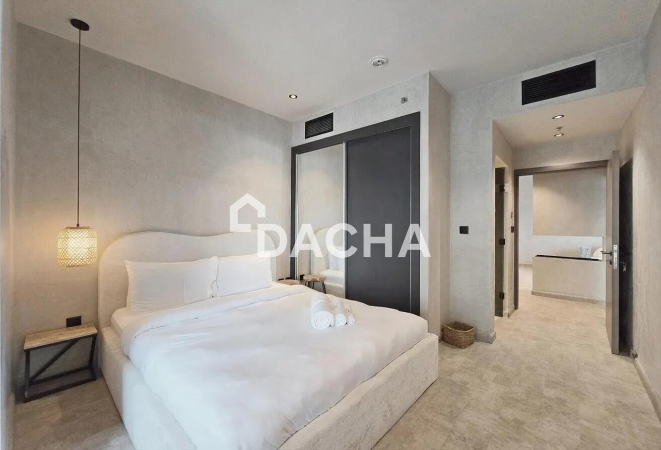 Fully Upgraded | High Floor | Vacant photo 6