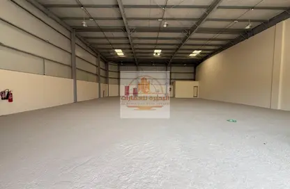 Warehouse - Studio - 2 Bathrooms for rent in Al Sajaa Industrial - Al Sajaa - Sharjah