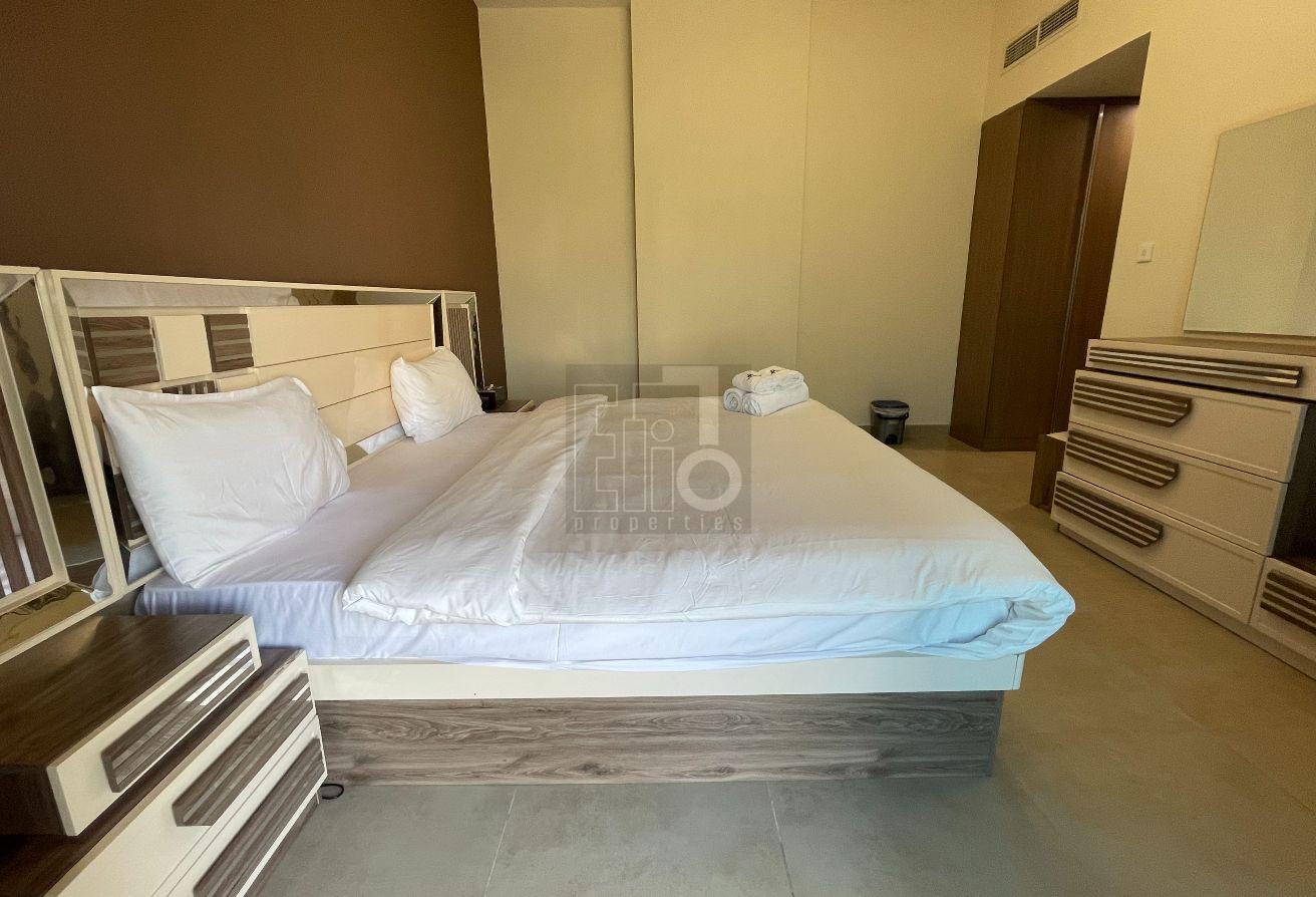 1BR Converted | 2 Baths | Best price photo 20