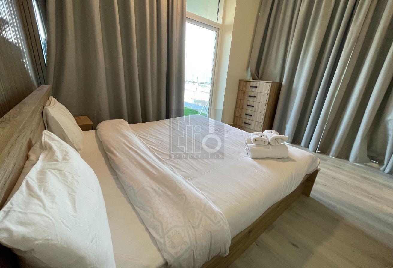 1BR Converted | 2 Baths | Best price photo 11