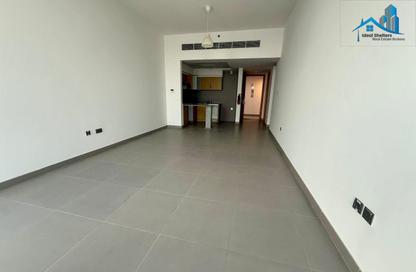 Apartment - 1 - 2 for rent in Jaddaf Place - Al Jaddaf - Dubai Apartment - 1 - 2 for rent in Jaddaf Place - Al Jaddaf - Dubai