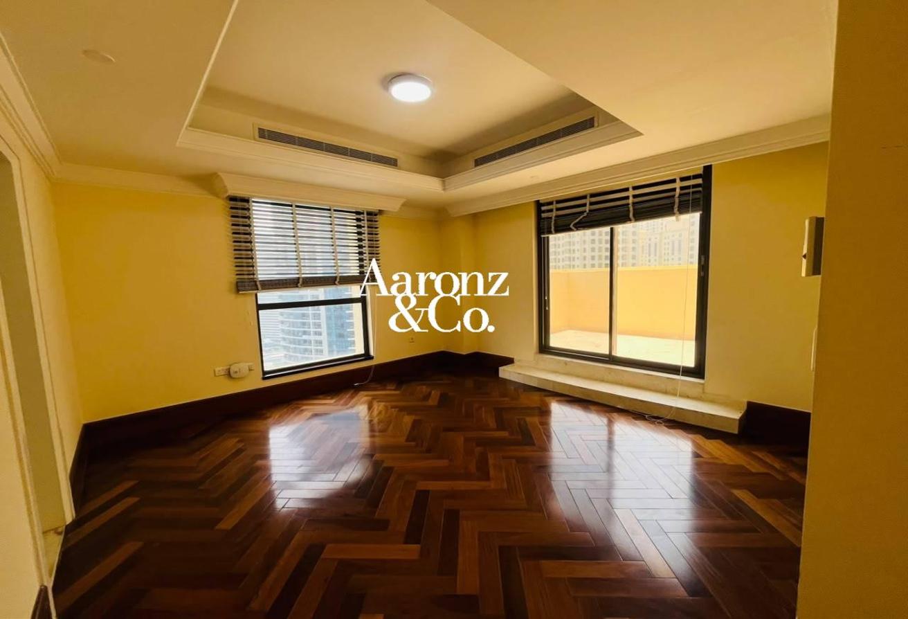 Vacant Penthouse | Marina, Sea and Community View photo 7