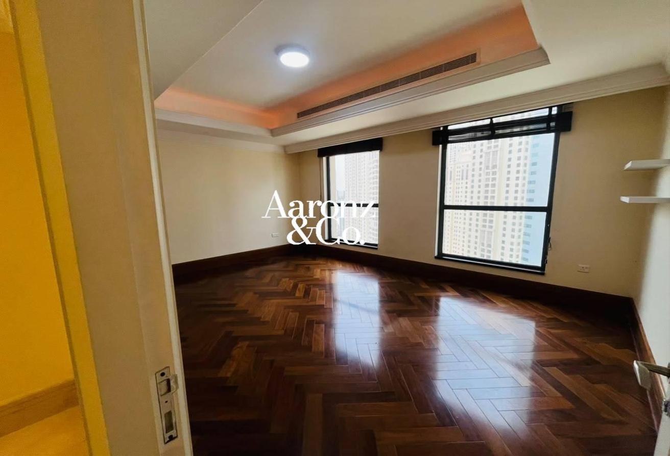 Vacant Penthouse | Marina, Sea and Community View photo 13