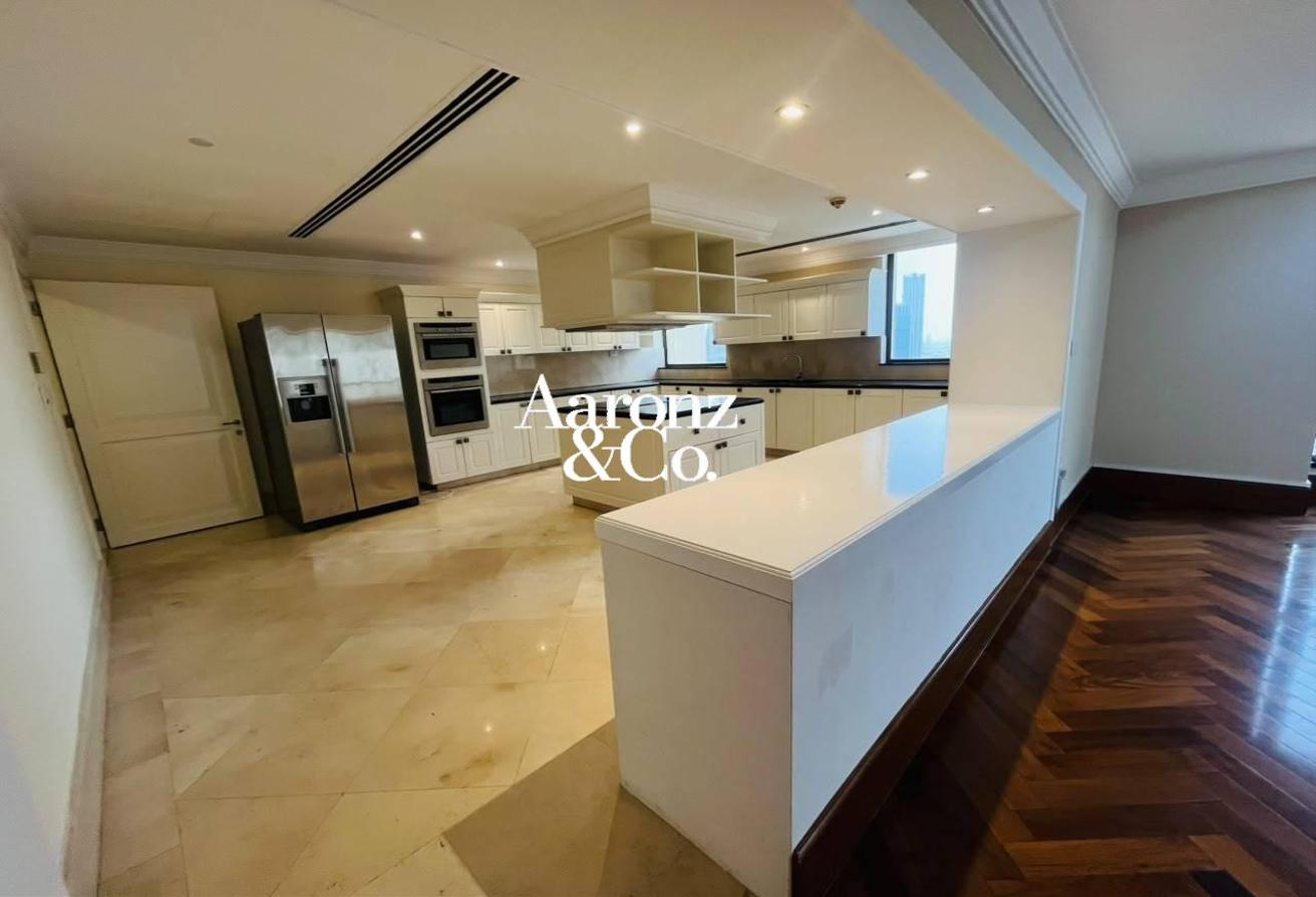 Vacant Penthouse | Marina, Sea and Community View photo 21
