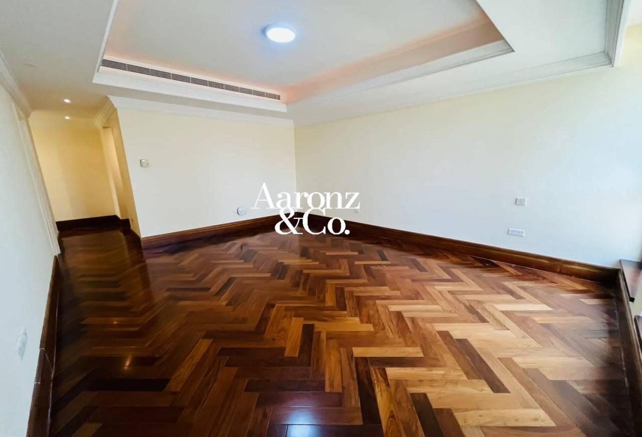 Vacant Penthouse | Marina, Sea and Community View photo 9
