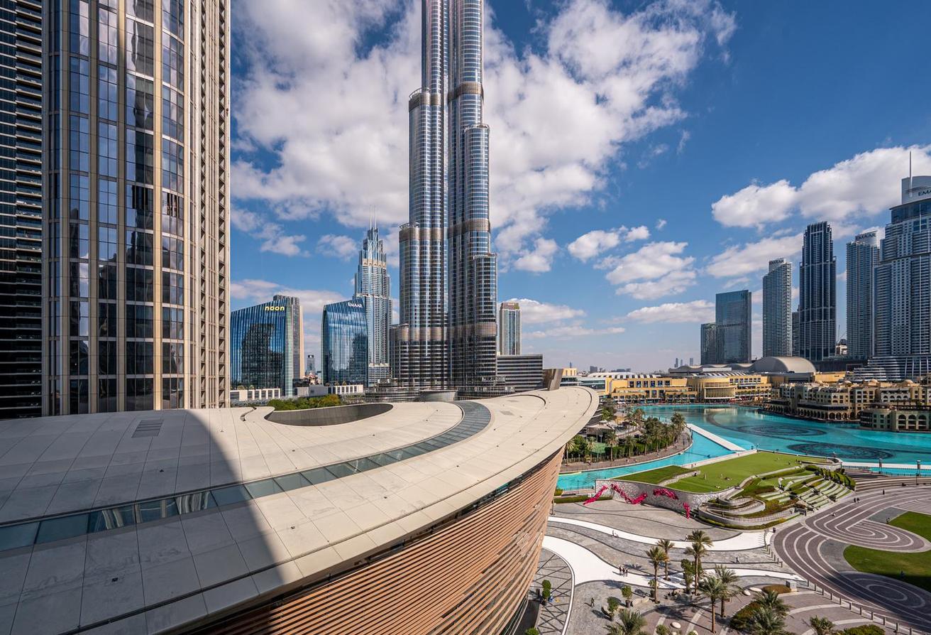 Furnished | Burj Khalifa View | Biggest Layout photo 6
