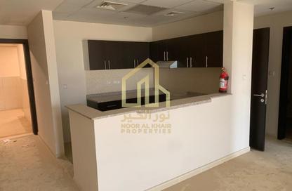 Apartment - 1 - 1 for rent in Farah Tower 5 - Queue Point - Liwan - Dubai