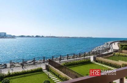 Villa - 3 - 5 for rent in Sur La Mer 1 - Sur La Mer - Jumeirah 1 - Jumeirah - Dubai