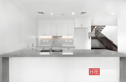 Villa - 3 - 5 for rent in Sur La Mer 1 - Sur La Mer - Jumeirah 1 - Jumeirah - Dubai