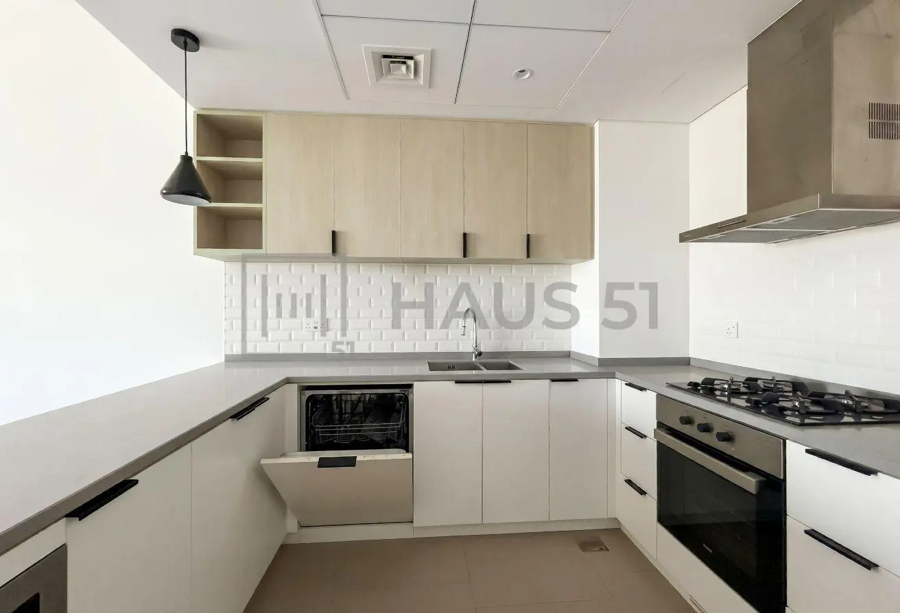 80698817 - Property Main Image