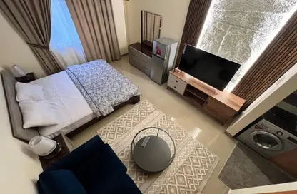 Apartment - Studio - 1 Bathroom for rent in Al Majaz 3 - Al Majaz - Sharjah