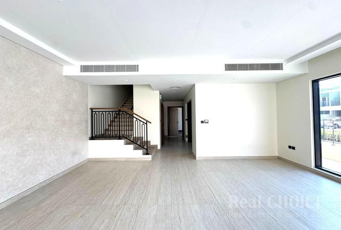 5-bed villa · Maid's room