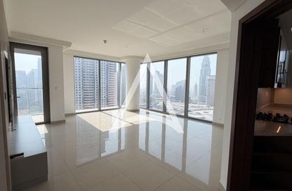 Apartment - 2 Bedrooms - 3 Bathrooms for rent in Boulevard Point - Downtown Dubai - Dubai