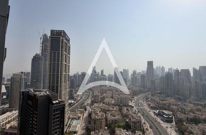 Apartment - 2 Bedrooms - 3 Bathrooms for rent in Boulevard Point - Downtown Dubai - Dubai