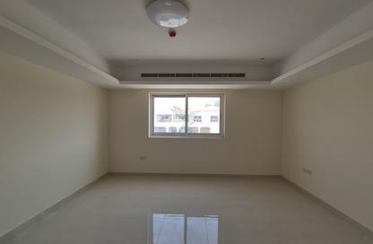 Apartment - 2 Bedrooms - 3 Bathrooms for rent in Al Jimi - Al Ain