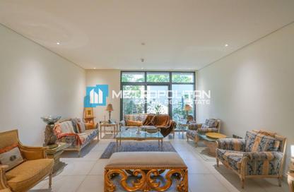 Villa - 5 Bedrooms - 7 Bathrooms for sale in West Yas - Yas Island - Abu Dhabi Villa - 5 Bedrooms - 7 Bathrooms for sale in West Yas - Yas Island - Abu Dhabi
