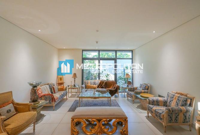 123381931 - Property Image 2