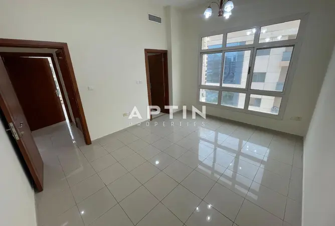 73121402 - Property Image 2
