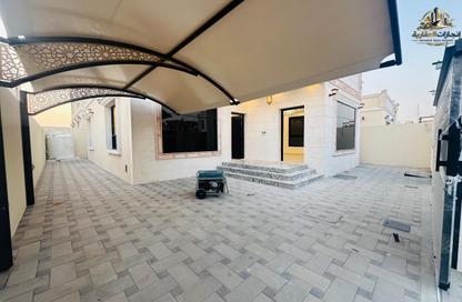 Villa - 4 - 6 for sale in Al Zaheya Gardens - Al Zahya - Ajman