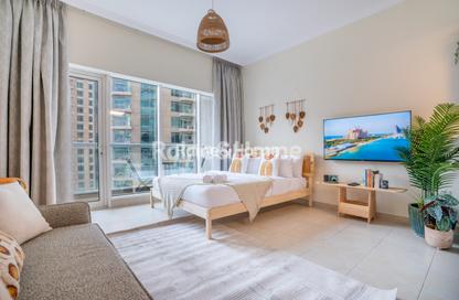 Apartment - Studio - 1 Bathroom for rent in Burj Al Nujoom - Downtown Dubai - Dubai