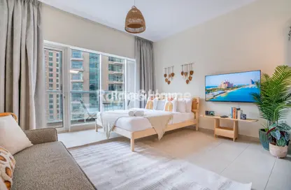 Apartment - 1 Bathroom for rent in Burj Al Nujoom - Downtown Dubai - Dubai