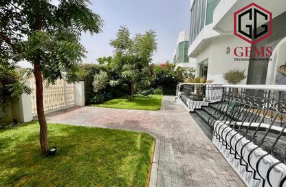 Villa - 5 - 6 for rent in Umm Suqeim 1 Villas - Umm Suqeim 1 - Umm Suqeim - Dubai