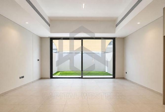128367570 - Property Image 3