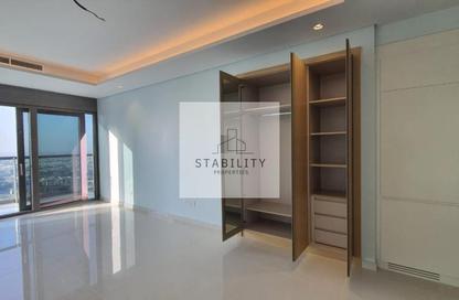 Apartment - Studio - 1 Bathroom for rent in Paramount Tower Hotel  and  Residences - Business Bay - Dubai